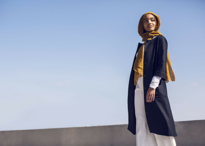 Anlya Mustapha : concilier style, entreprenariat et convictions par la Modest Fashion
