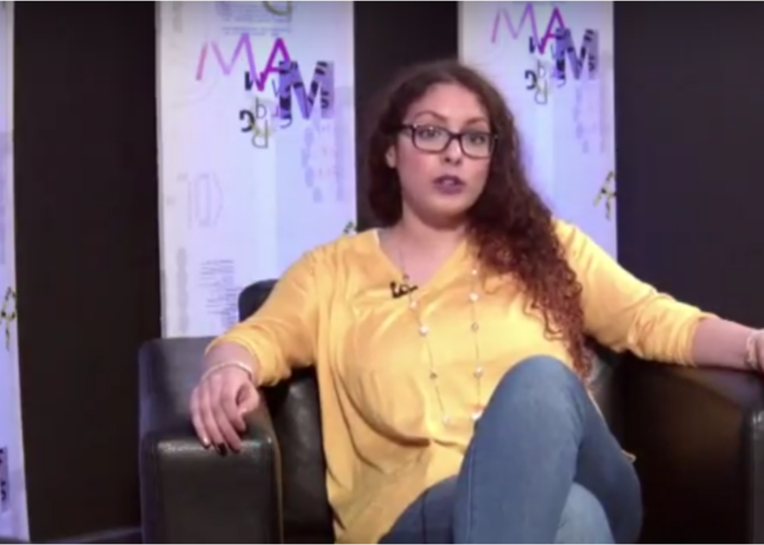 Mounia : une militante qui prône la justice par l’éducation
